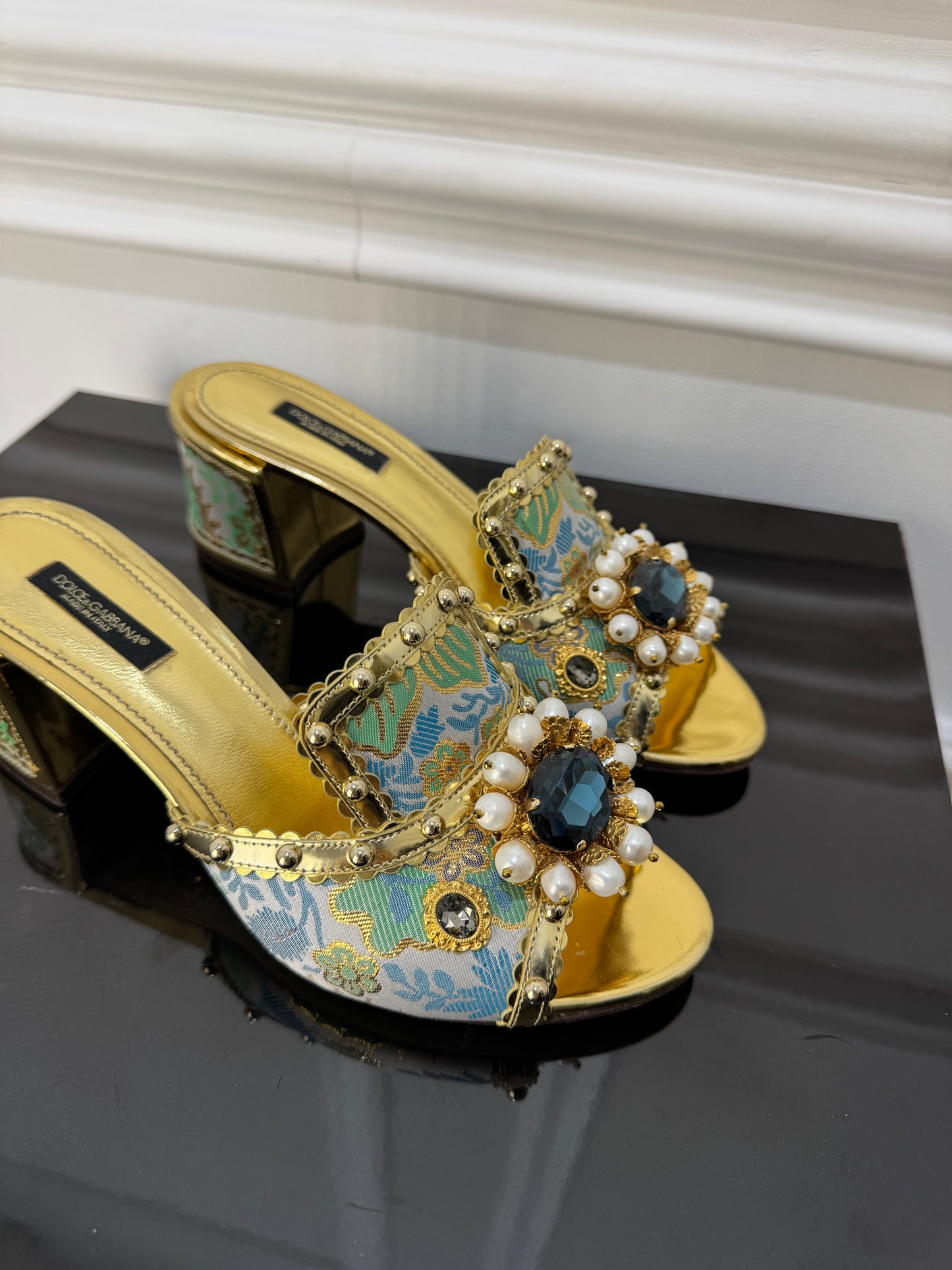 Saboti Dolce&Gabban
