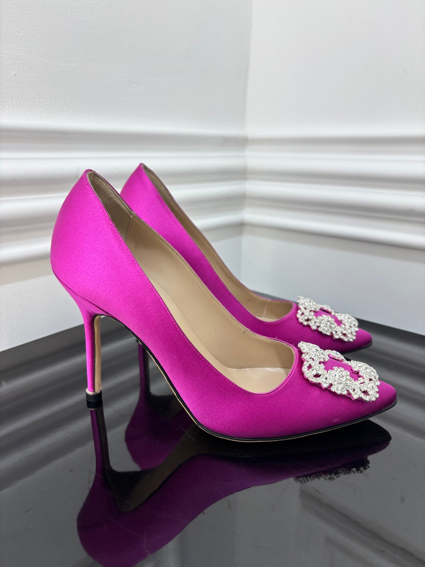 Pantofi Manolo Blahnik