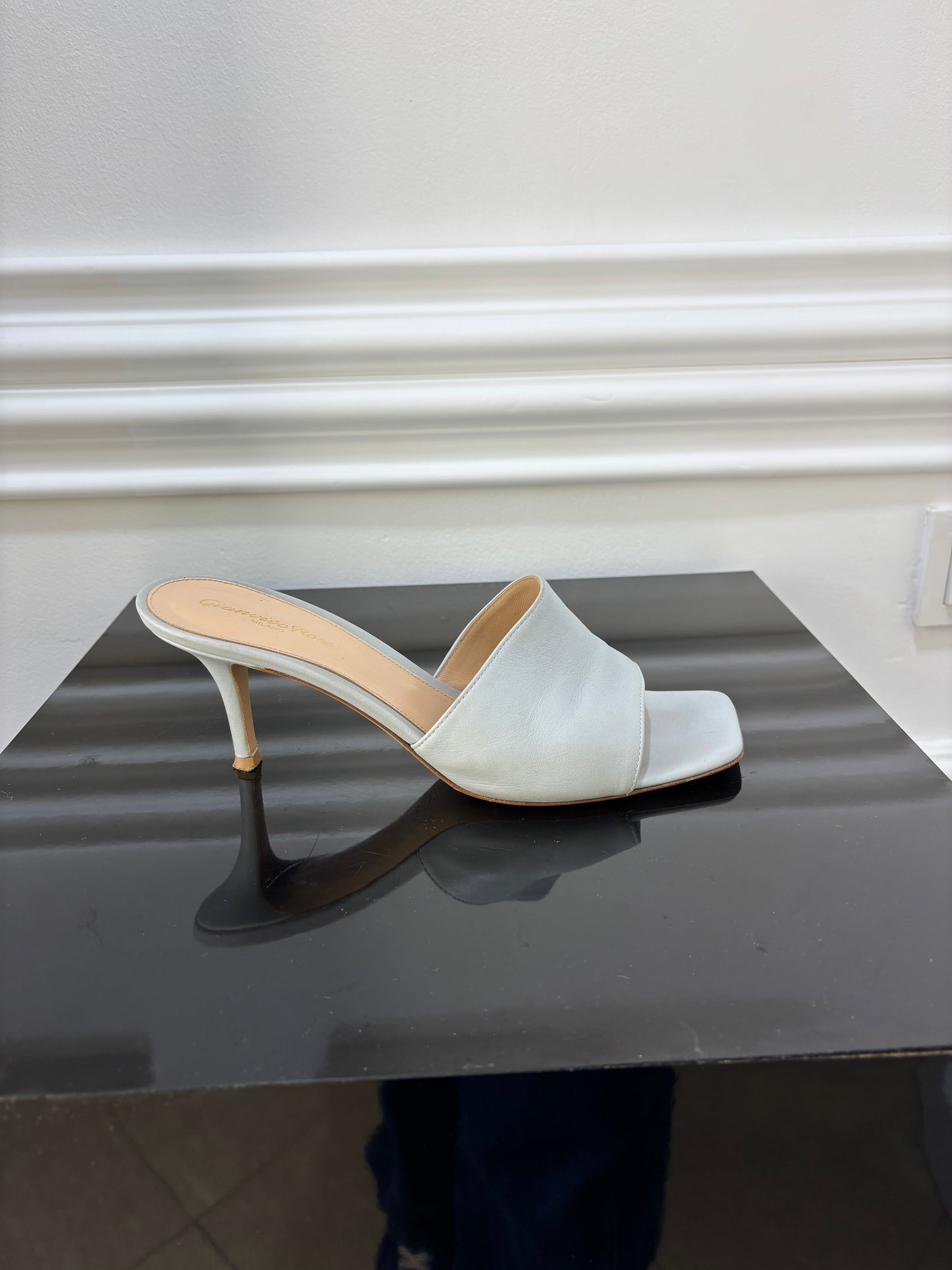 Saboti Gianvito Rossi