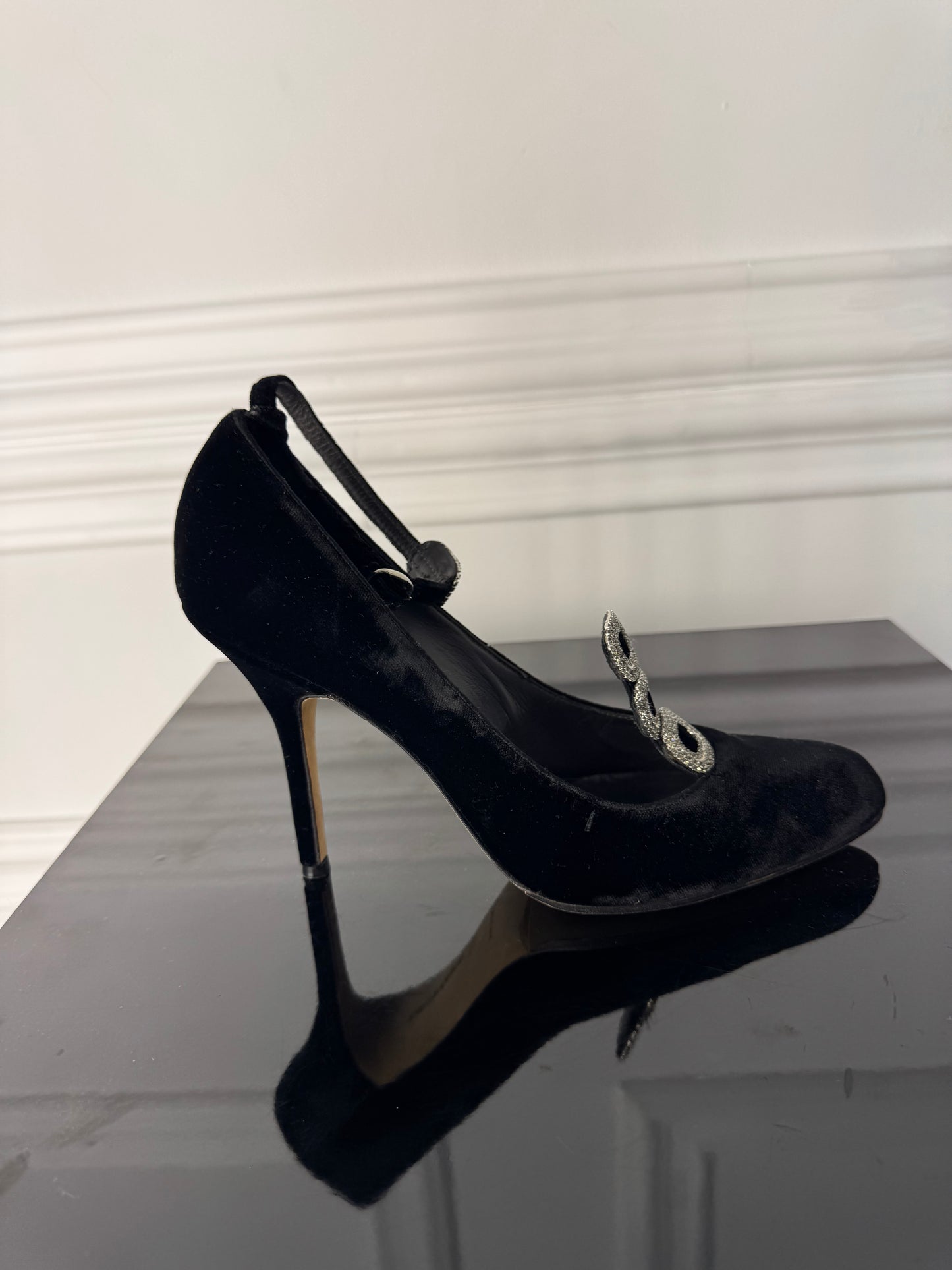 Pantofi Manolo Blahnik