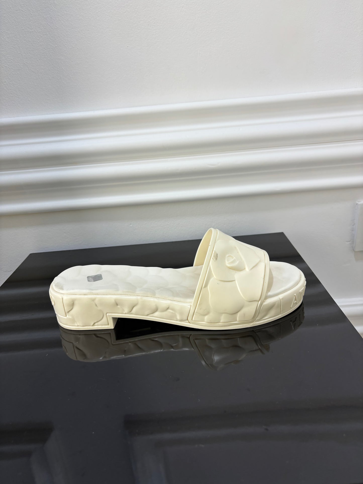 Papuci Valentino