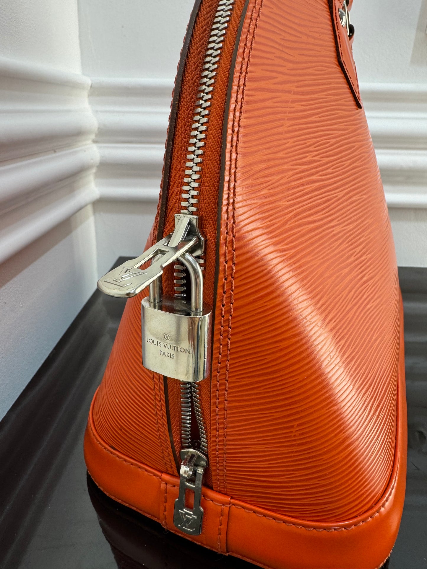 Geanta Louis Vuitton