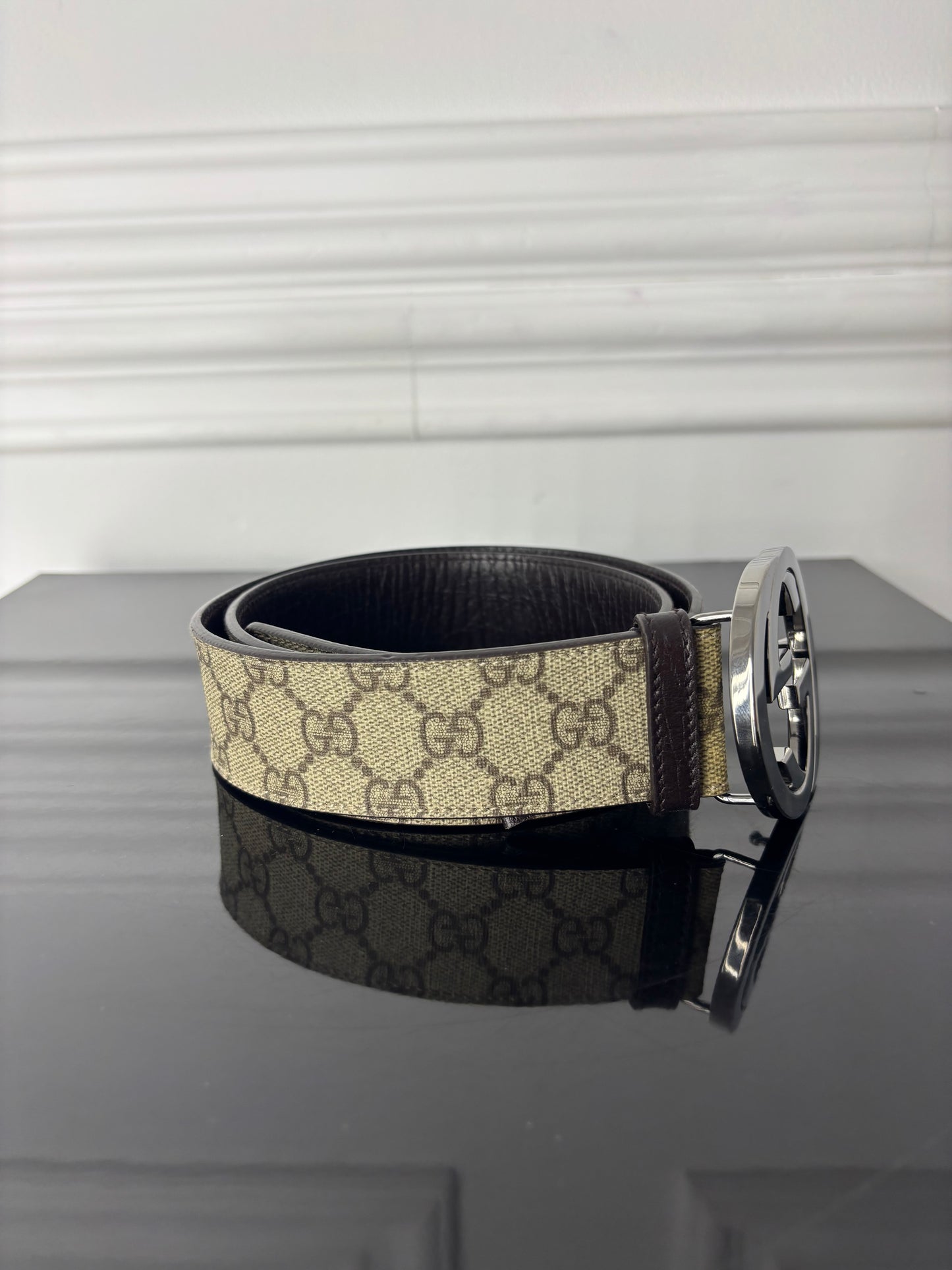 Curea Gucci