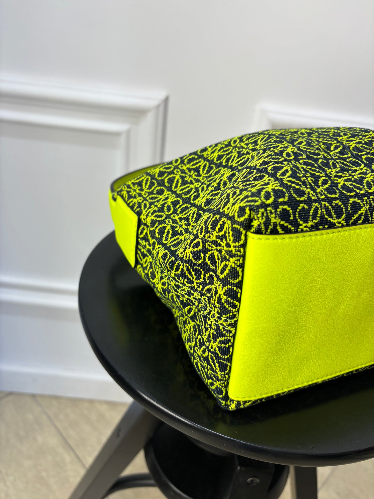 Geanta Loewe