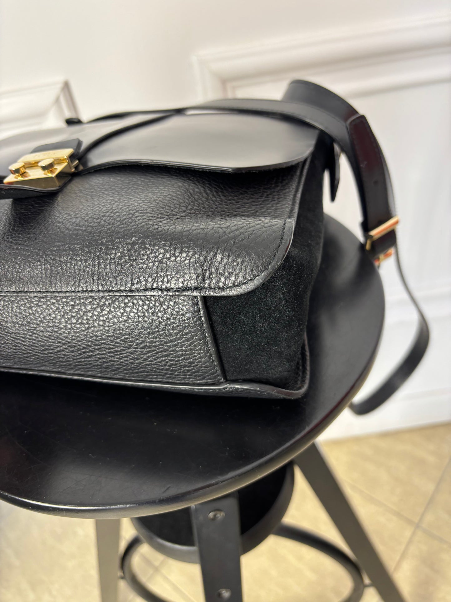 Geanta Furla