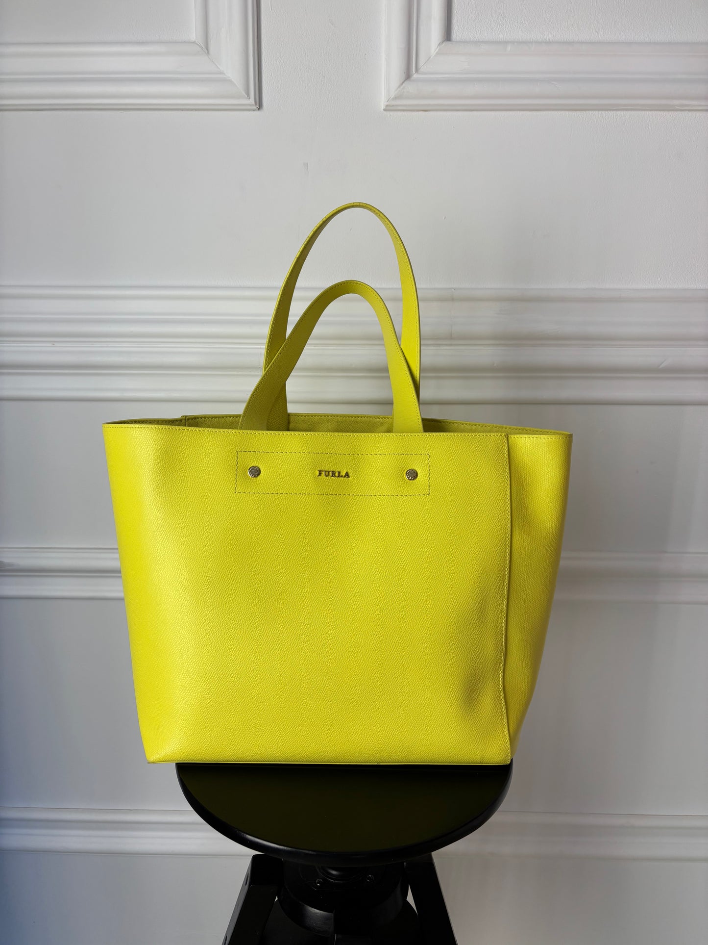 Geanta Furla