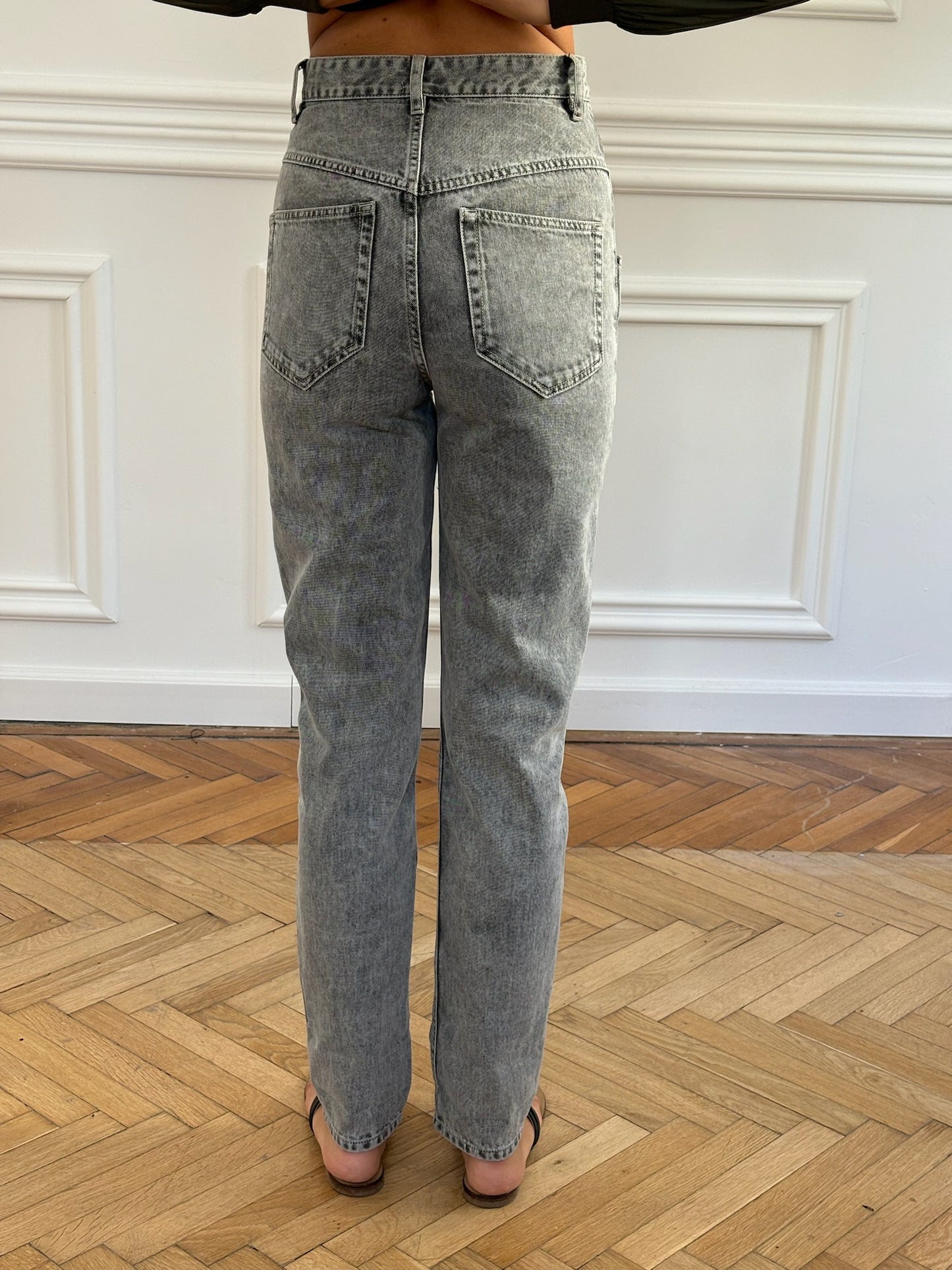 High-Waist Jeans