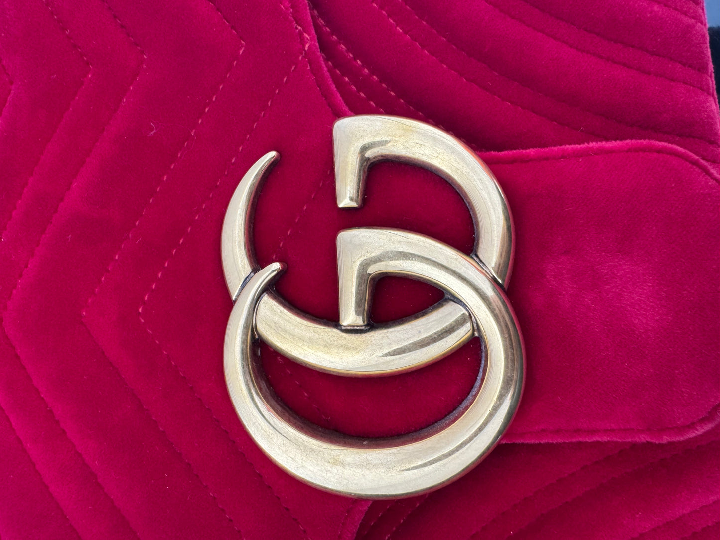 Geanta Gucci Marmont