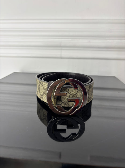 Curea Gucci