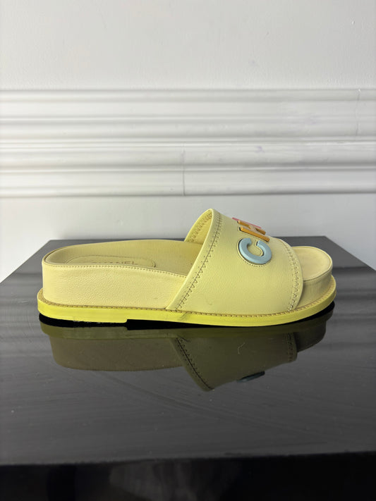 Papuci Chanel