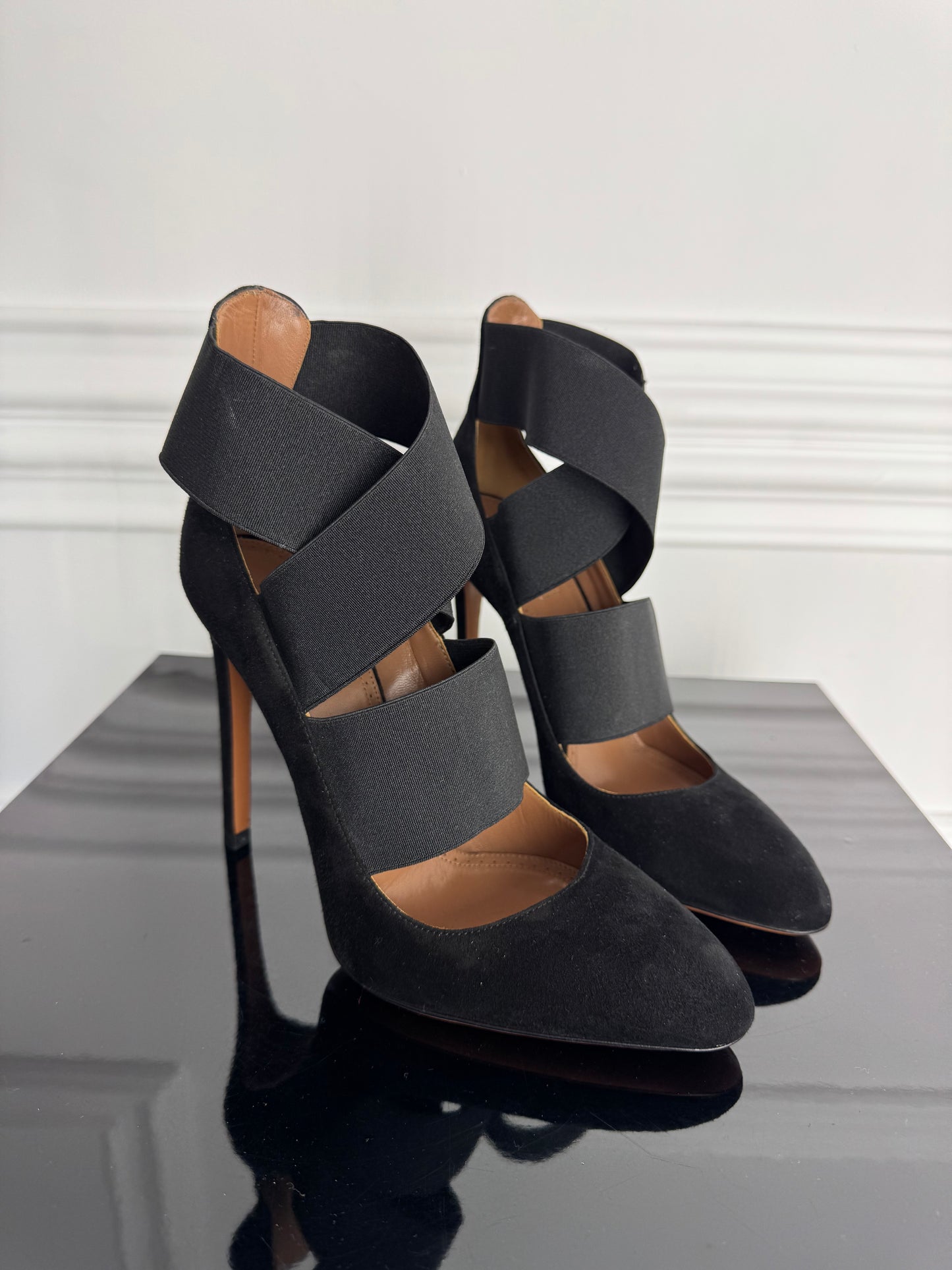 Pantofi Alaïa