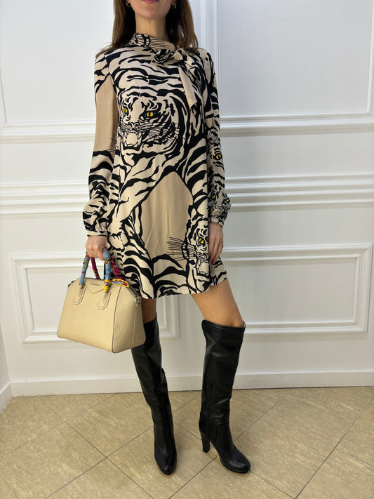 Rochie Valentino