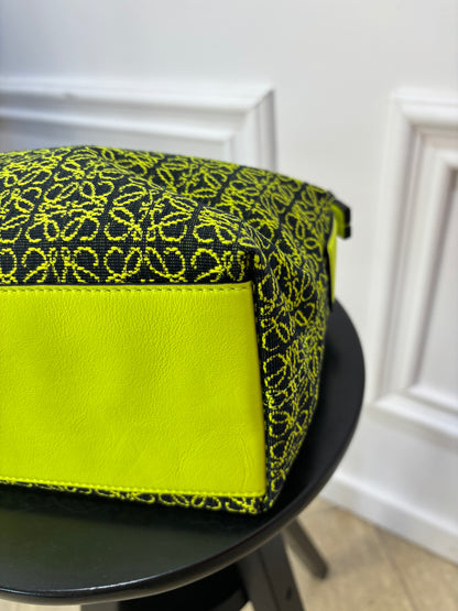 Geanta Loewe