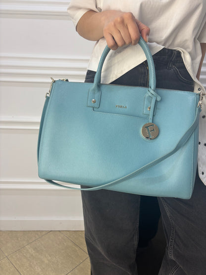 Geanta Furla