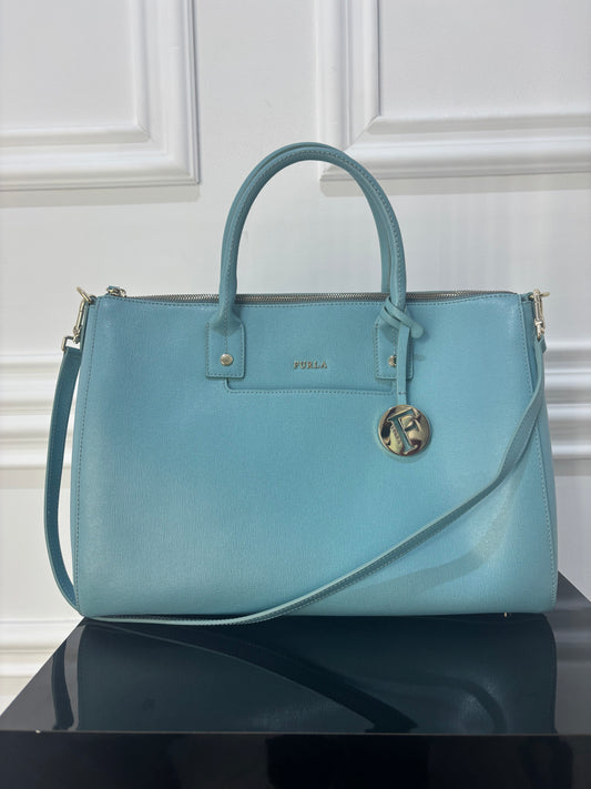 Geanta Furla